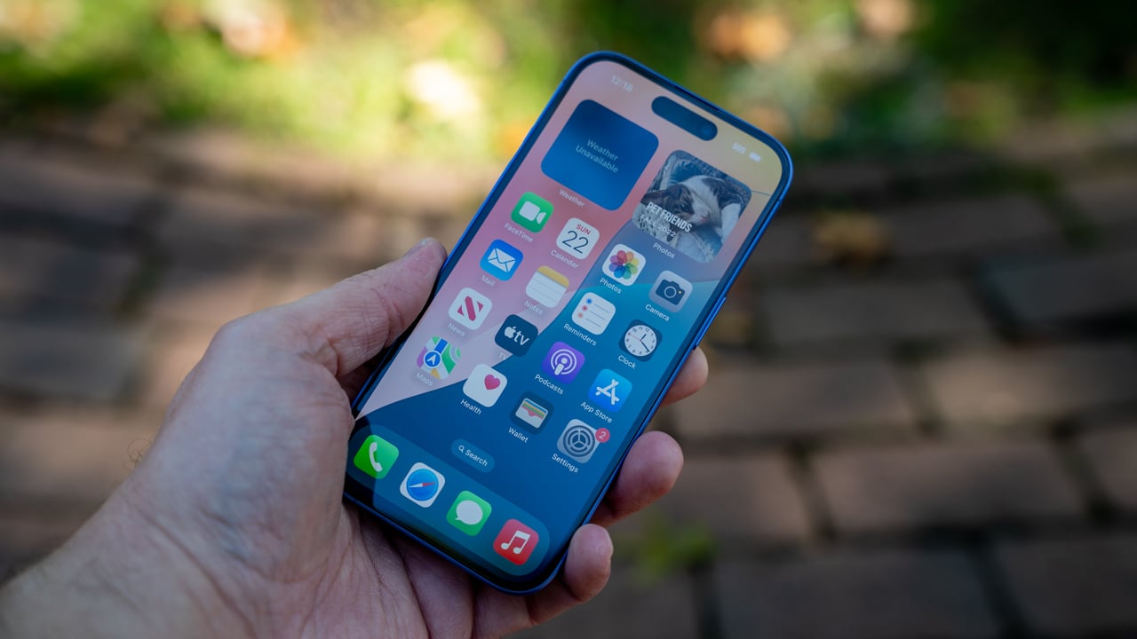 Apple IPhone 17 Camera Button 2