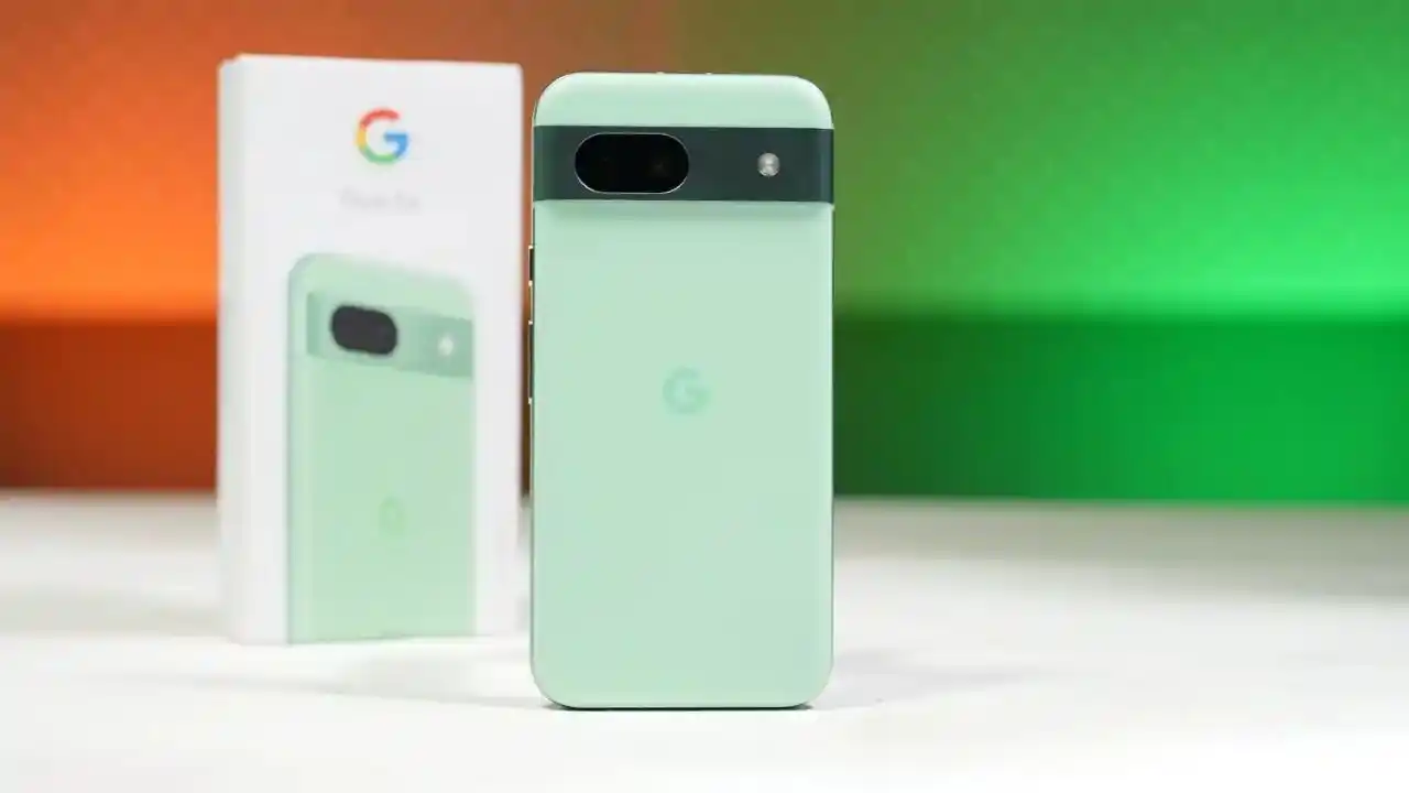 Google Pixel 8a  Google Pixel 8a