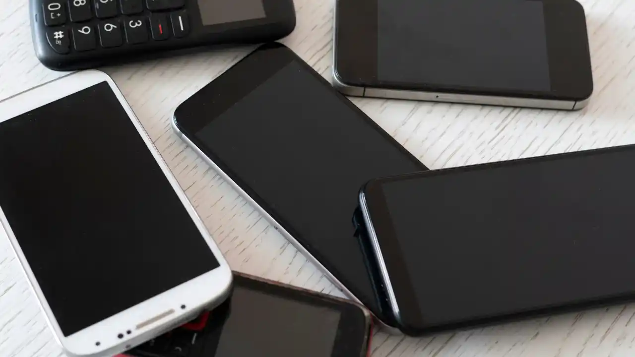 Smartphones Smartphones