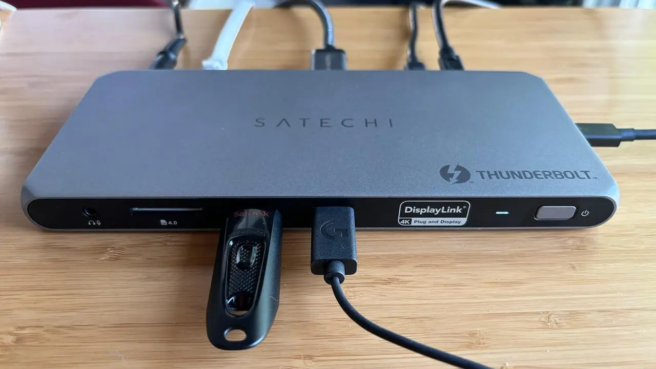 Thunderbolt 3 Thunderbolt 3