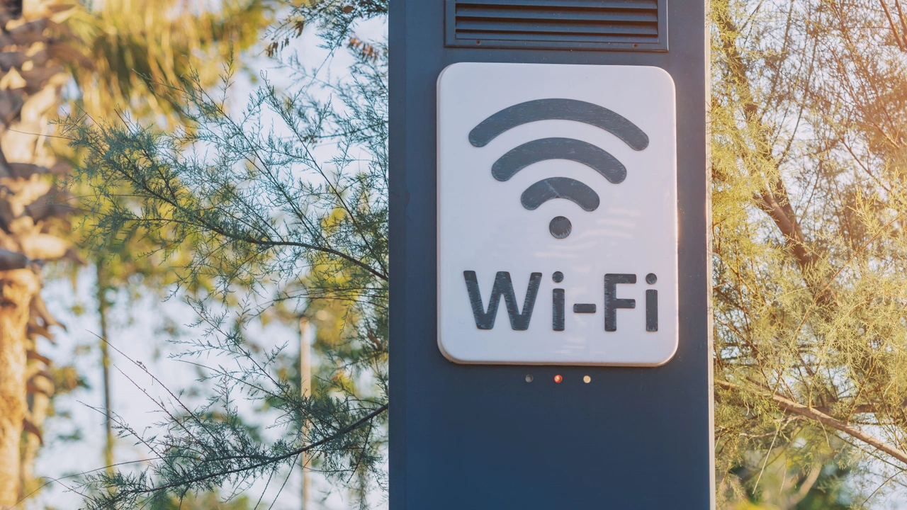 Wi-Fi Feature Announcement Wi-Fi Feature Announcement