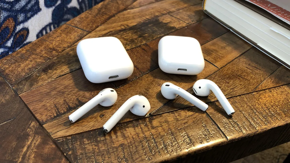 AirPods AirPods