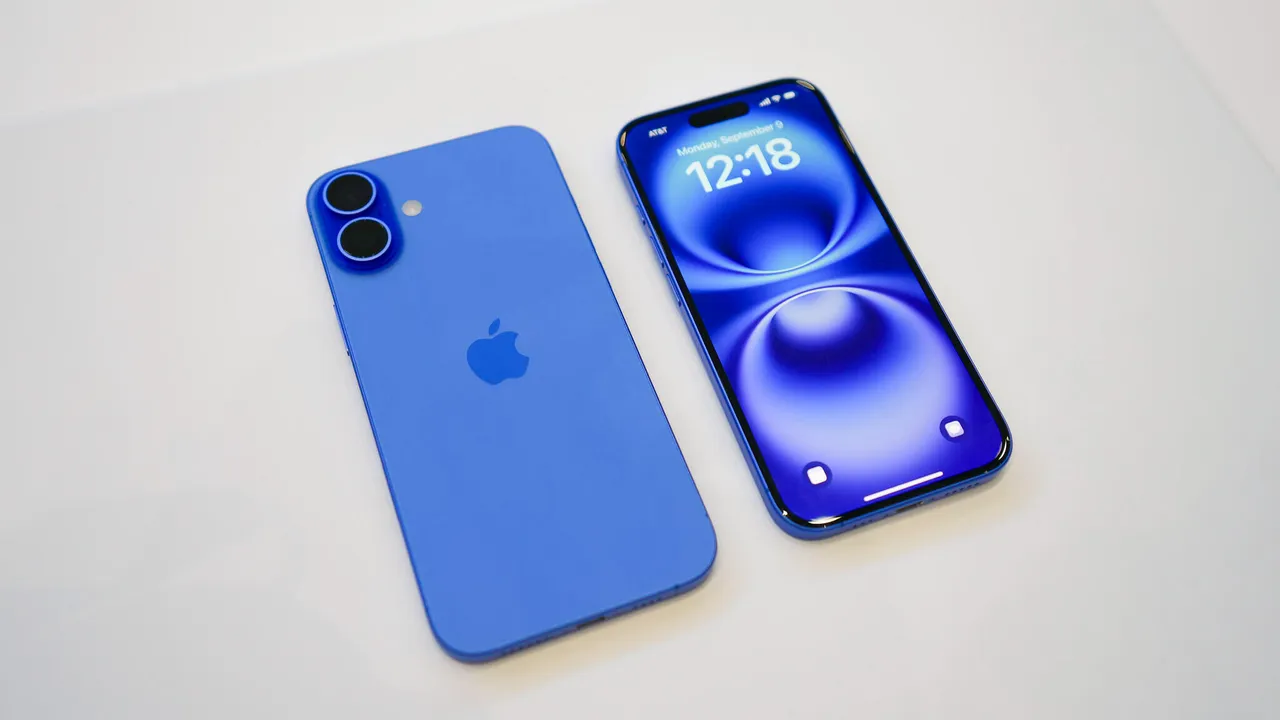 Apple iPhone 17