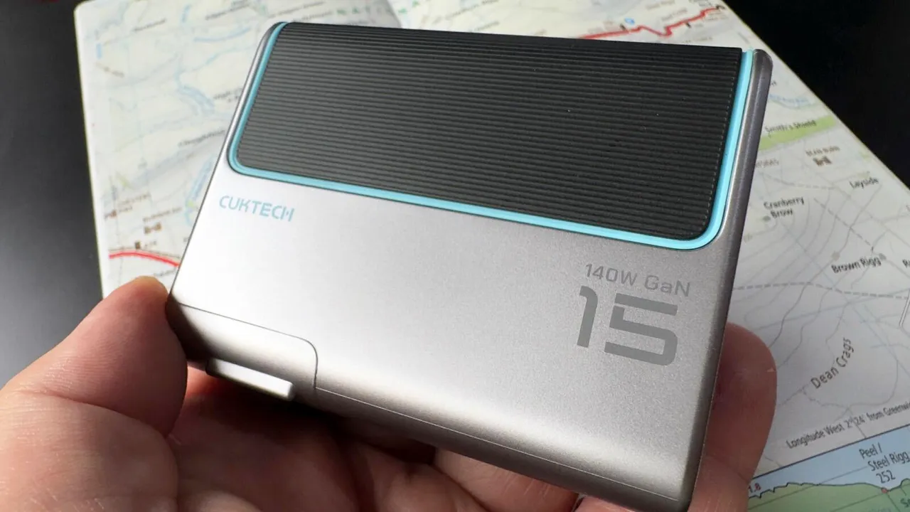 Cuktech 15 Compact Wall Charger