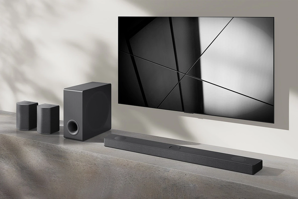 LG S95TR