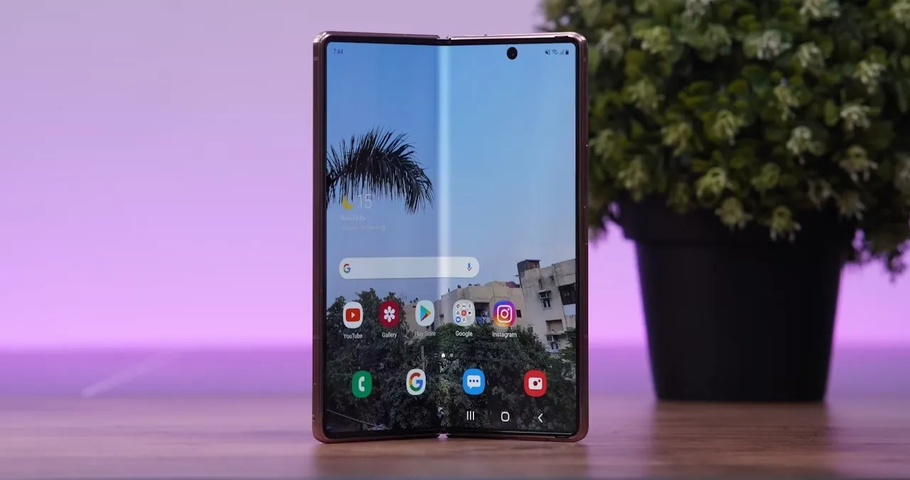 Samsung Foldable Phone Samsung Foldable Phone