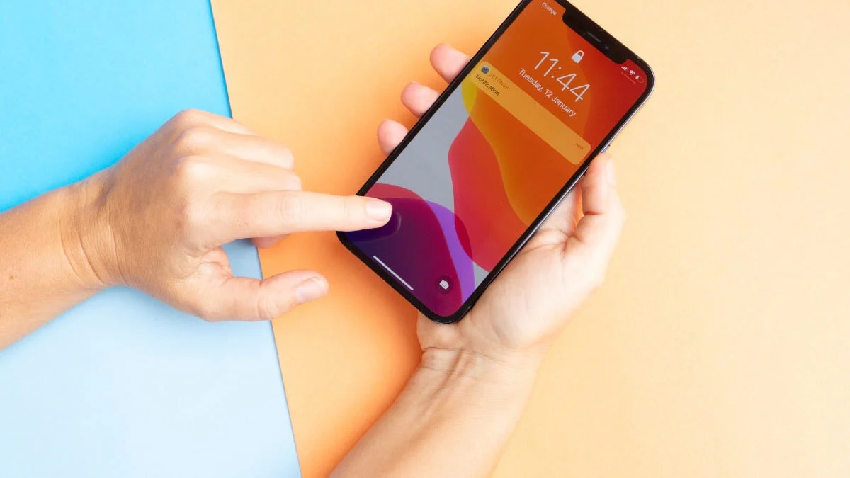 iPhone iPhone