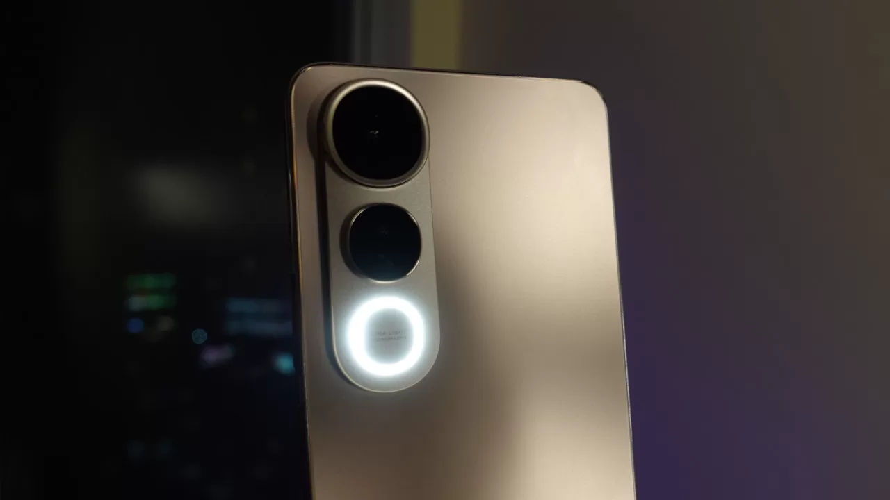 Vivo V50 Lite Vivo V50 Lite