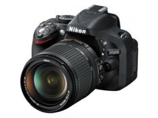 Nikon D5200 (AF-S 18-140mm VR Kit Lens) Digital SLR Camera