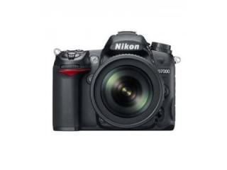 Nikon D7000 (AF-S 18-105mm VR and  AF-S 50mm f/1.8G Kit Lens) Digital SLR Camera