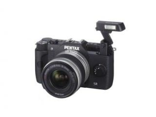 Pentax Q10 (SMC 5-15mm f/2.8-f/4.5 ED AL [IF] Kit Lens) Mirrorless Camera