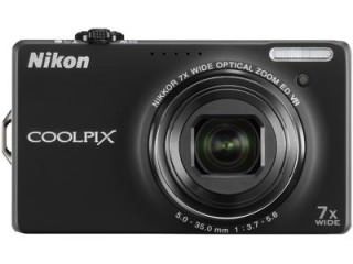 Nikon Coolpix S6000 Point & Shoot Camera