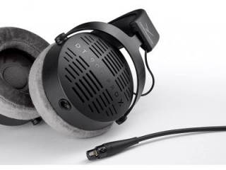 DT 900 Pro X